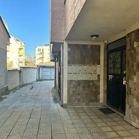 شقة Heart Of - 2 Bedrooms, Private Garage