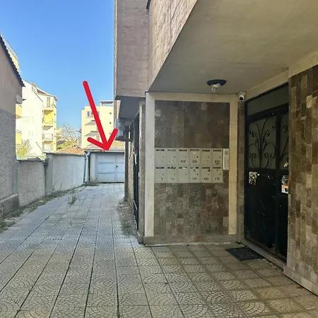 شقة Heart Of - 2 Bedrooms, Private Garage *