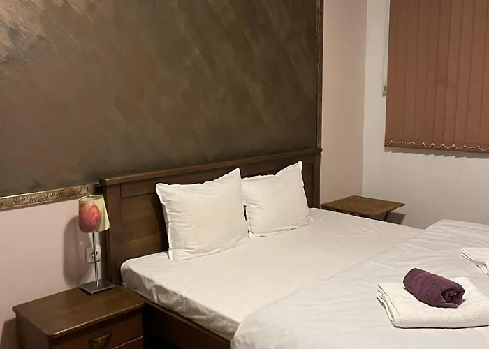 شقة Heart Of - 2 Bedrooms, Private Garage *