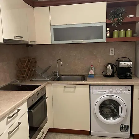 Heart Of - 2 Bedrooms, Private Garage Daire Filibe