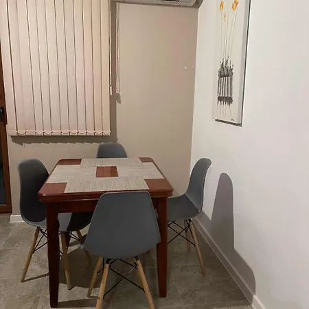 Heart Of - 2 Bedrooms, Private Garage * Plovdiv