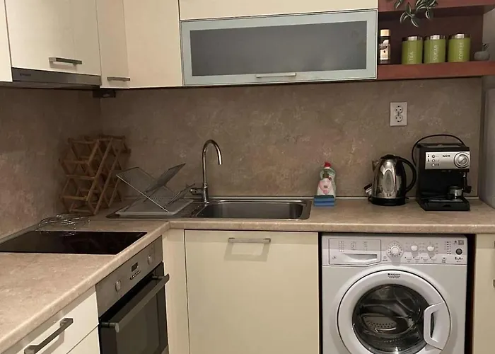 Heart Of - 2 Bedrooms, Private Garage Daire Filibe